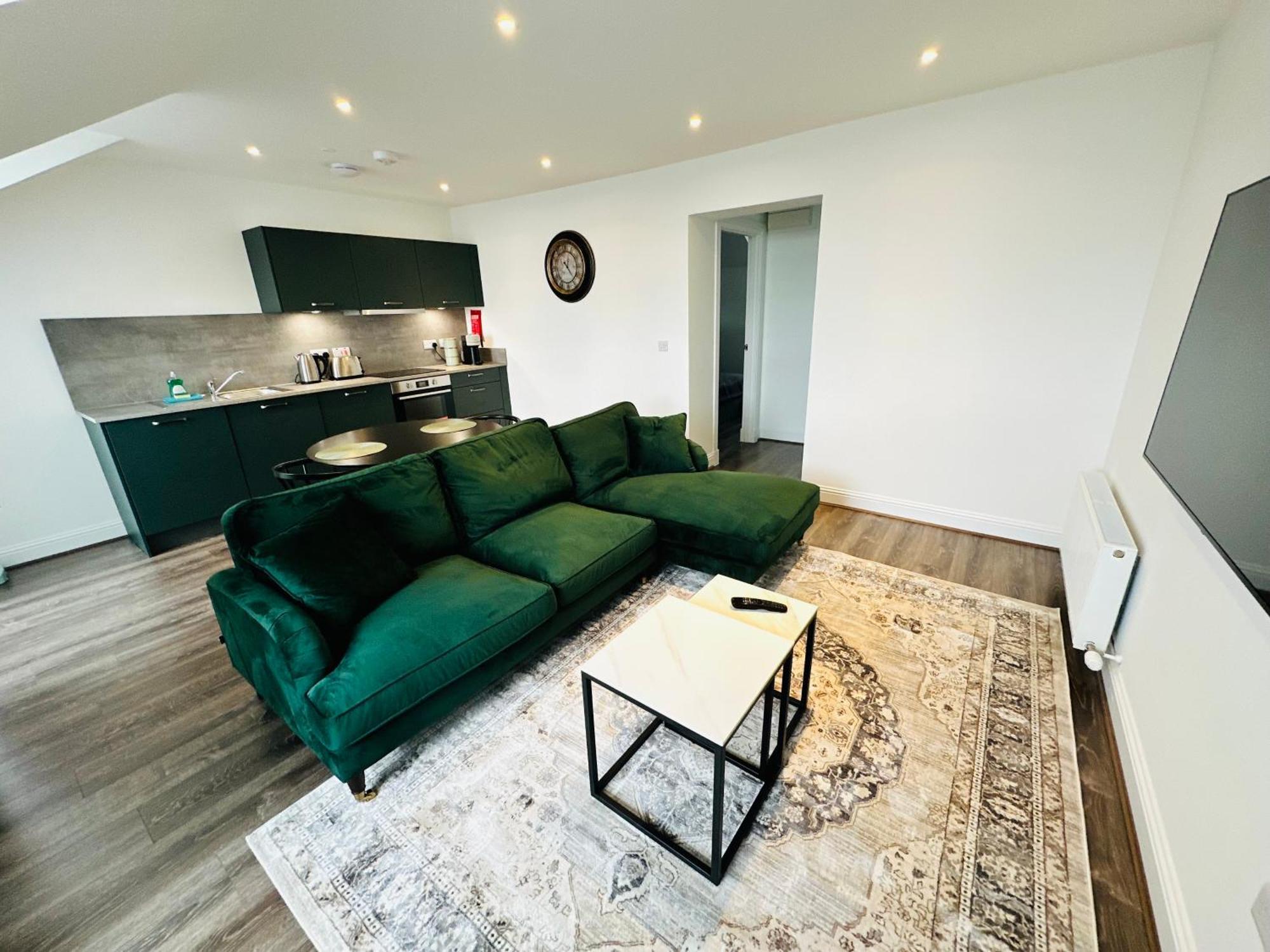 Barnet House Serviced Apartments Dunfermline Bagian luar foto